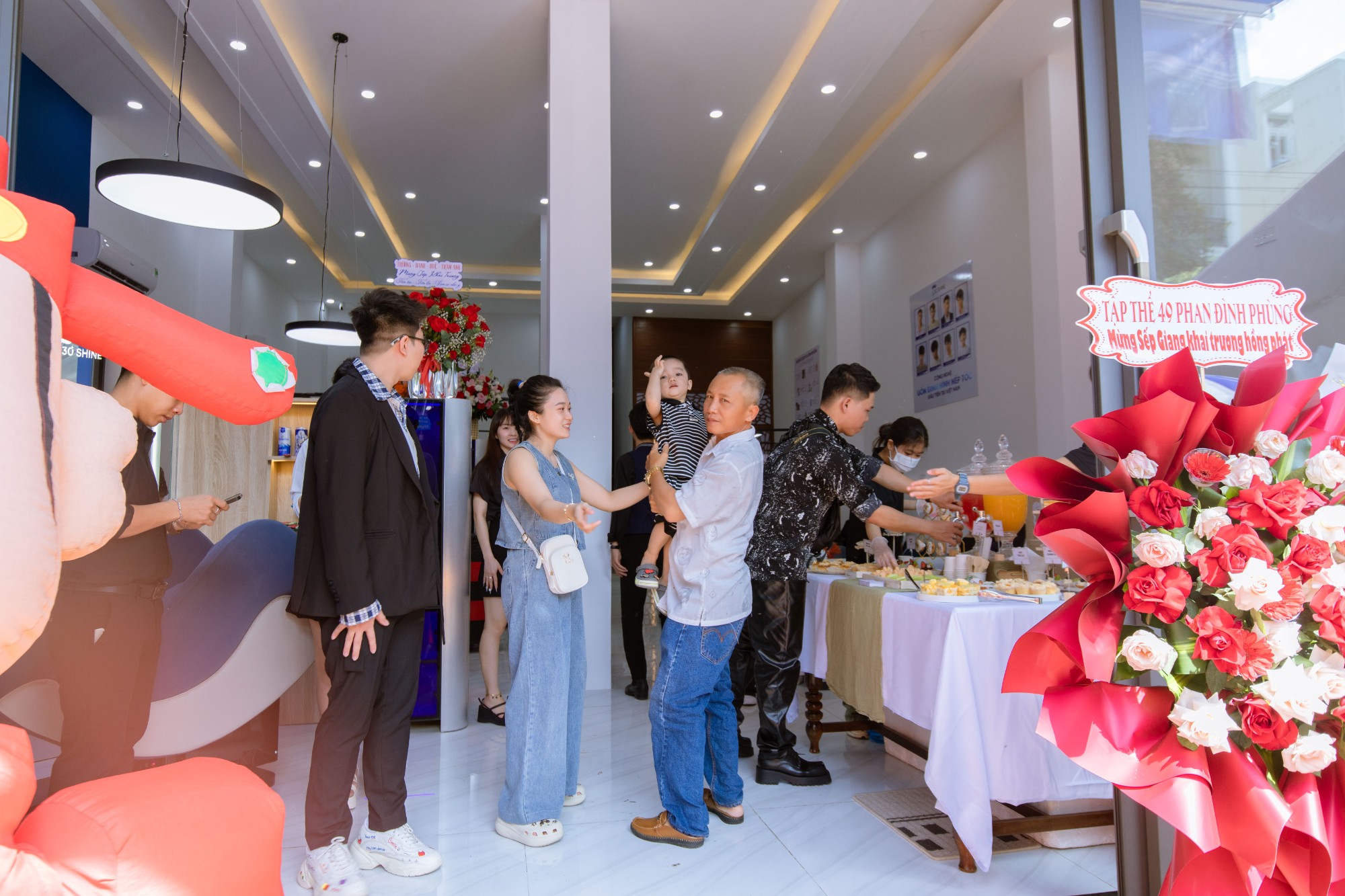 🔥 [S2 MEDIA x 30SHINE] BẮT TRỌN KHOẢNH KHẮC BÙNG NỔ NGÀY KHAI TRƯƠNG TẠI 484 NGUYỄN THÁI HỌC - QUY NHƠN! 🔥 4